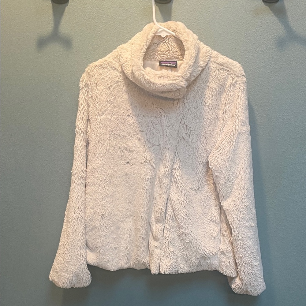 Patagonia Cream High-Pile Fleece Jacket | Satin Lined | Women’s XL